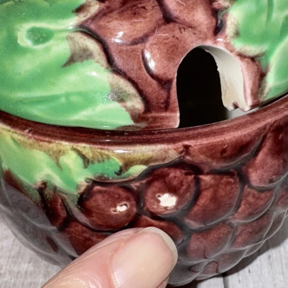 VTG  Occupied  Japan Deep Red‎ Grape Figural Sugar Bowl Jam Jar Lid Pottery GUC